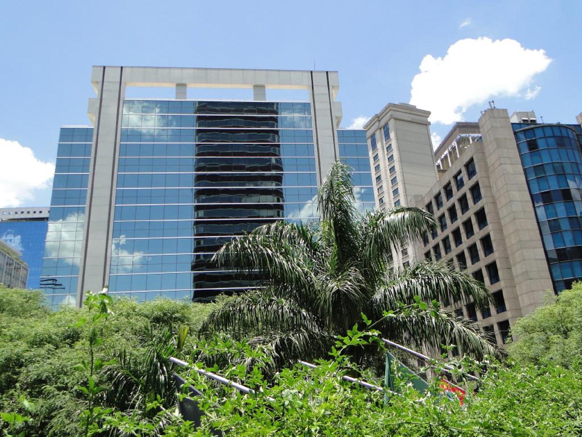 Renaissance Sao Paulo Hotel מראה חיצוני תמונה The headquarters of the National Stock Exchange of India in Mumbai.